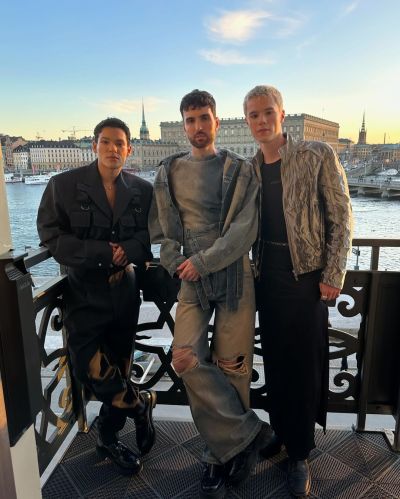 ig: itsduncanlaurence
