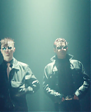OMR_BEAUTY_DUO0195.png