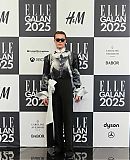 Filename=Elle_SE_1.JPEG
Filesize=418KiB
Dimensions=1320x1979
Date added=Apr 27, 2025 Elle_SE_1.JPEG